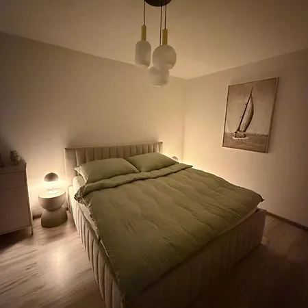 Centrum S Parkovanim Zdarma Zv2 *