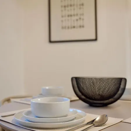 Centrum S Parkovanim Zdarma Zv2 Apartment